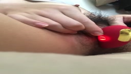 赤いタラちゃんでオナ二ー