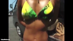 【生ドル海・未修正】クッキリ日焼けあと黒ギャルと色白美肌ビキニ２人組!!生挿入2連発ハメフェラ3P含む合計3連発!!!