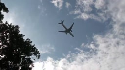 義父に狙われた白きやわ肌