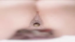 Japanese amateur girl selfie pooping【Girl 4-2】