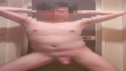 パイパンチンポ振り全裸ダンス