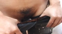 （無）東京の汐留で賞金を懸けた街角野球拳