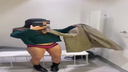 miyu 試着室 露出オナ