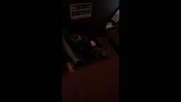 ネカフェでAV見る女②