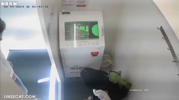 신작 한국에 있는 외국인 유학생들이 공공장소에서