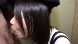 小学校教師がいきなりフェラ「臭い・・・」