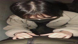 かのん　手コキ