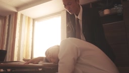 日々、開発される美人妻の乳首イキ 水戸かな