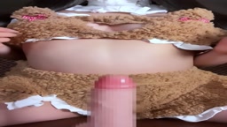 熊さんコスでお手手コキ♡