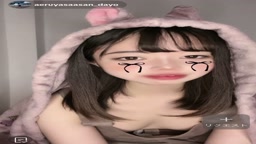 オリ　谷間