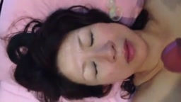 50代オバハンの顔面にぶっかけたった