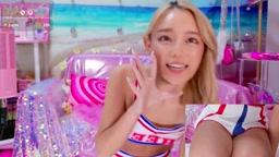 -Loco- Tanned cam girl