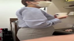 OL着衣尻こっそり射精