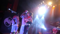 Squirting in Concert