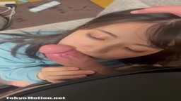 可愛い彼女の無修正フェラ　流出①