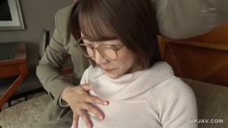 マドンナ専属女優の『リアル』ハメ撮り。 MADOOOON!!!! めがね 「ただ、‘眼鏡’だけかけてと言われて来ました。」 一乃あおい(モザイク破壊版)