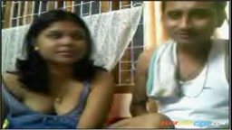 Indian Amateur Shows Off Her Assets on Webcam