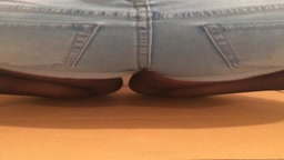 おもらし　ショートパンツ