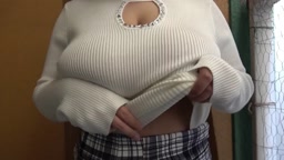 FC2-PPV-1116647 Lカップ超乳にベランダでパイズリしてもらった結果、挟んで1分で暴発挟射・・・