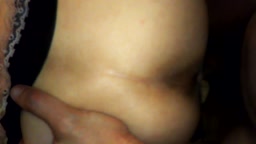 アラフォー他人妻とのバックはめ（イイ声出てる）