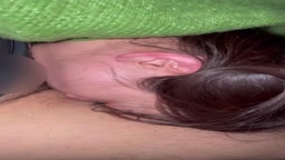 ドM淫乱人妻　昼休み　奥までイラマ