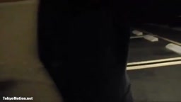 駐車場で我慢できずSEX青姦