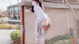 ゴスロリ野外露出オナニー