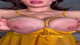 外国人　爆乳　デカ乳輪 5