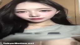 超美女の自撮り美乳動画①