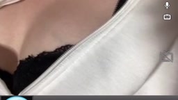 斉藤さん　配信後にエロイプ　美乳ギャル