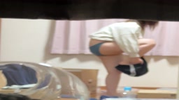 Ｙちゃん 着替え①