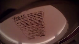 限界放尿　パンツ濡れ(おちびり)