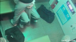 予)독점 영상 해킹된 한국 노래방 IP 카메라 여자친구가