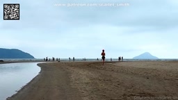 Leaving the beach in style[scarlet_smith]