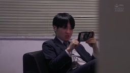 地味OLの裏の顔　再