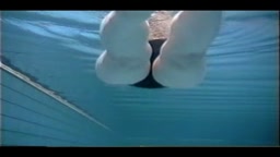 水