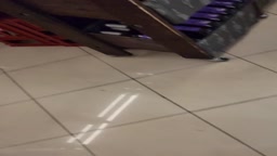 Cノースリーブ脇チラ胸チラ