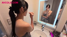 FC2PPV 4770844 Bカップちっぱいぱんの控え目な教●(スペ117モデル体型)も挿入されればいきなり喘ぎまくりな本性を公開！「私こーゆーのはもう最後なんです…」