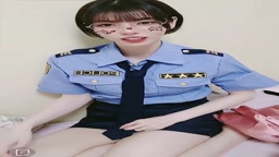 ライブ　美人のミニスカポリス　パンチラその1