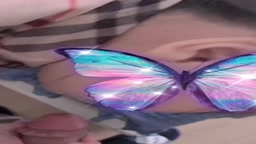 我和妈妈31把正在做饭的妈妈拉到房间口交家人都在回家的路上刺激