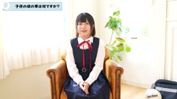 一瞬だけ手ブラをはずして 黒崎りず