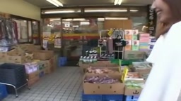 露出　星月まゆら