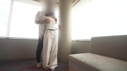 YUU-社会人彼氏持ち専門学生ちゃんと”おしがま”潮吹きえっち（前編）（1時間31分） 3ヶ月ぶりに社会人の彼氏がいる専門学生のYちゃん（21歳）に会ってきました