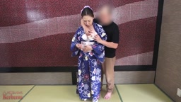 FC2PPV 2905259 旅館の経営がピンチ！美人女将がヘルプ！宣伝用の動画を撮影すると持ち掛けて、エロ過ぎる五十路爆乳デカ乳輪をお客様の為に曝け