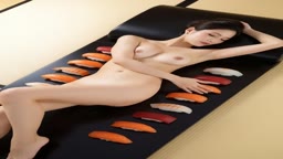 女体の横に寿司