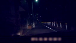 フェラ抜き　プチ　上半身裸