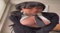 コベニ 胸揺らし