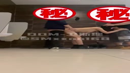 見つかっていじられる2