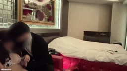 FカップOL、大学生の性奴隷になる