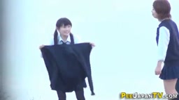 JKの野外連れション1